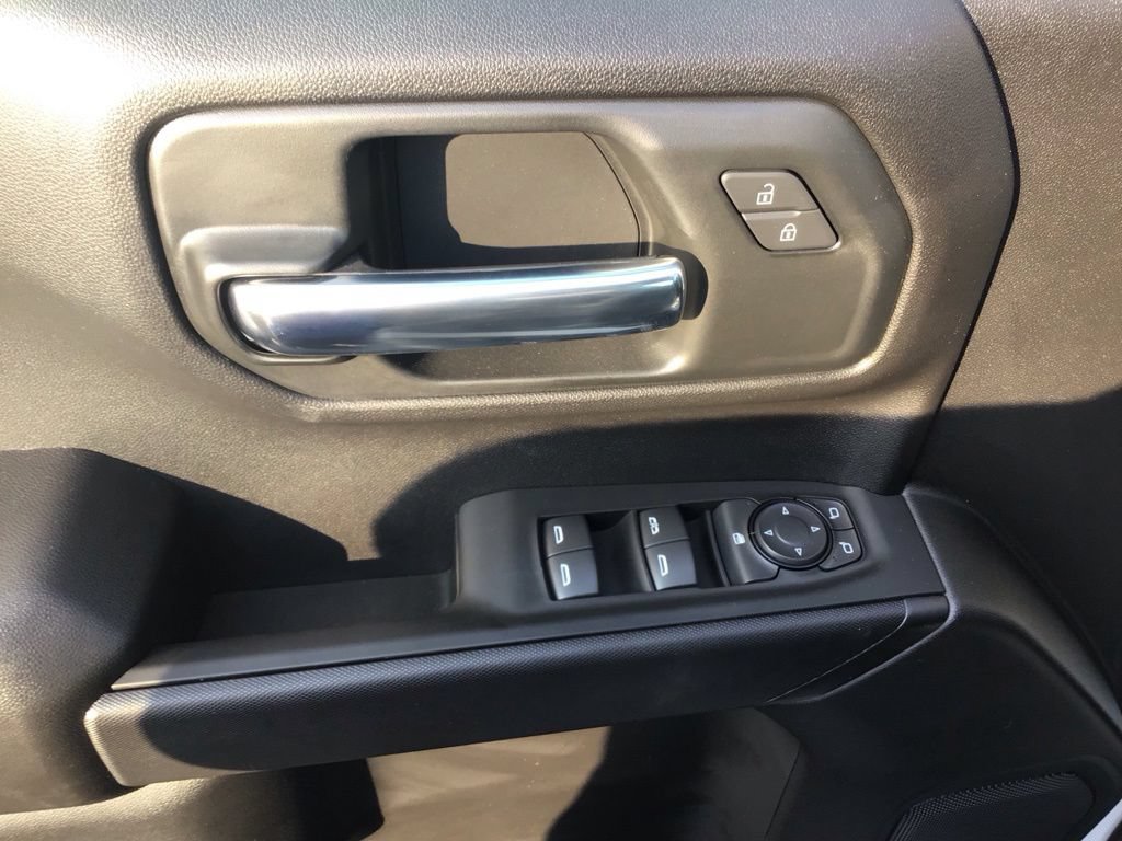 New 2026 Chevrolet Silverado 1500 Custom AWD/4WD image 13