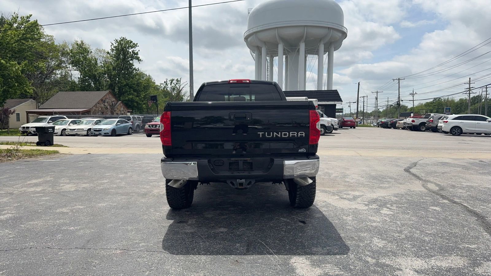 Used 2016 Toyota Tundra SR5 w/ TRD Off Road Package AWD/4WD image 6