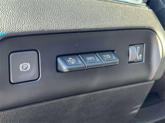 Used 2024 Buick Enclave Premium image 21