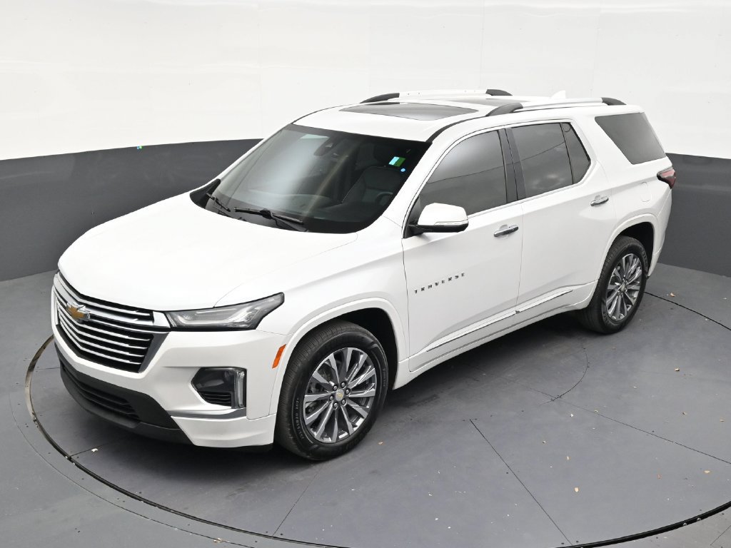 Used 2022 Chevrolet Traverse Premier FWD image 12