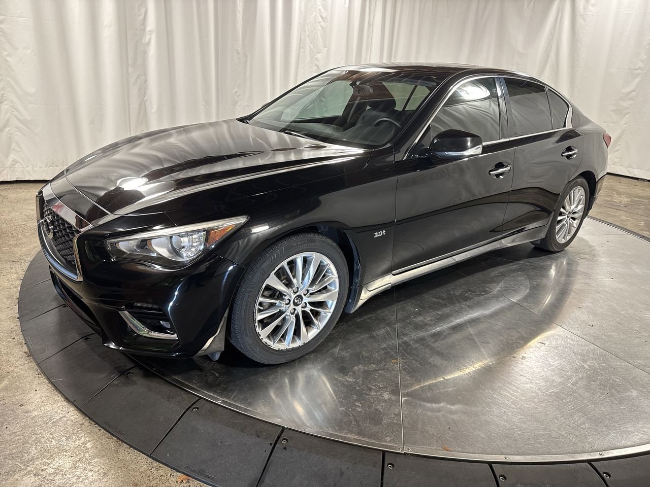 Used 2018 INFINITI Q50 Luxe w/ Cargo Package (L95)