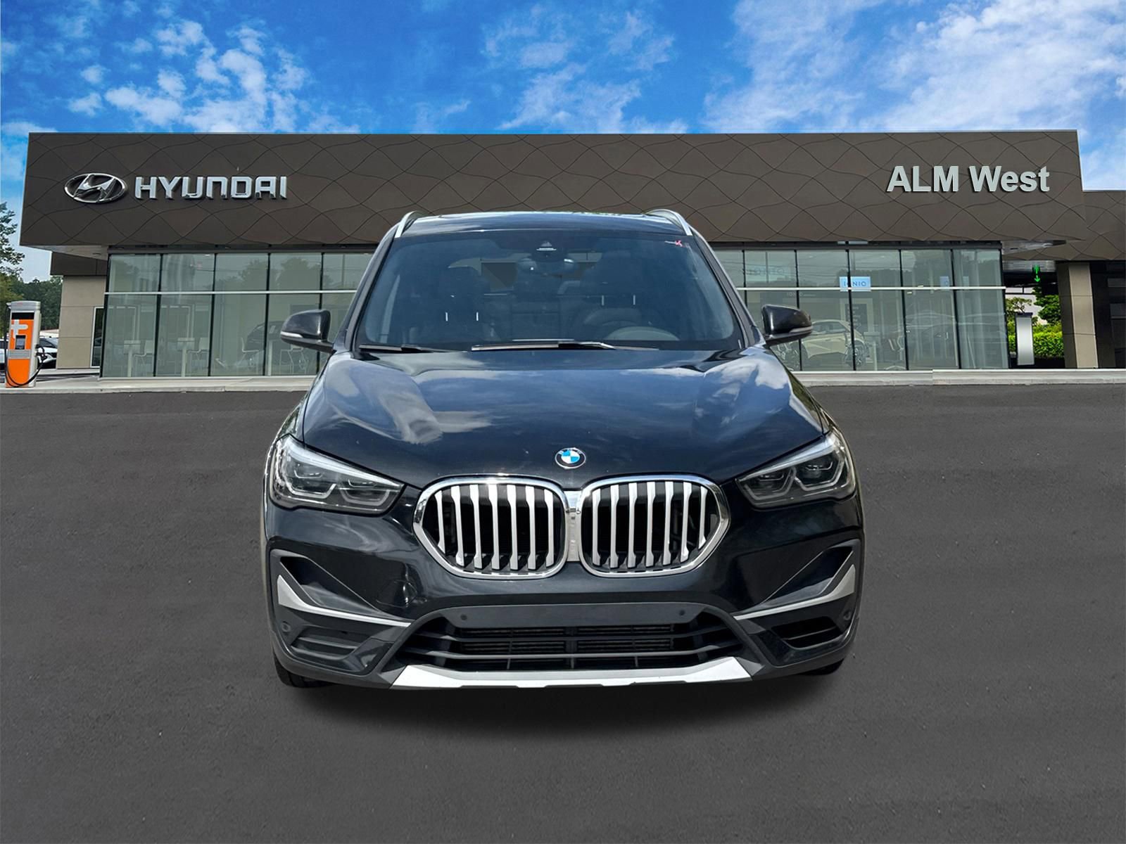 Used 2021 BMW X1 sDrive28i w/ Premium Package FWD video 2