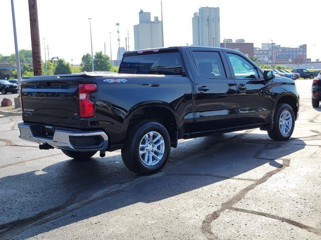Used 2024 Chevrolet Silverado 1500 LT AWD/4WD image 2