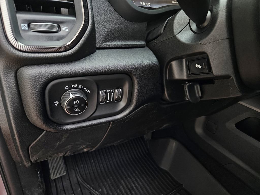 New 2026 RAM 2500 Rebel AWD/4WD image 15