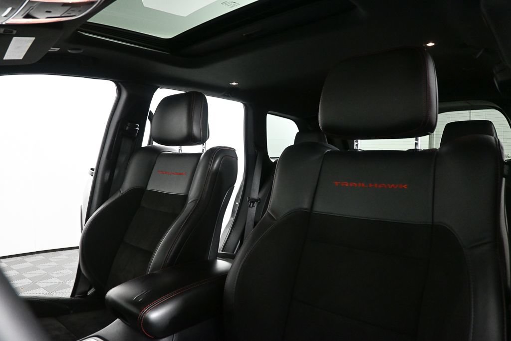 Used 2020 Jeep Grand Cherokee Trailhawk AWD/4WD image 5
