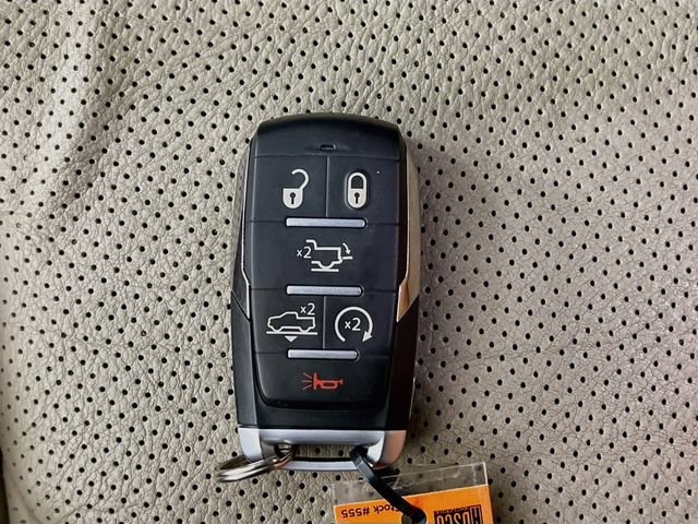 Used 2019 RAM 1500 Limited AWD/4WD image 12