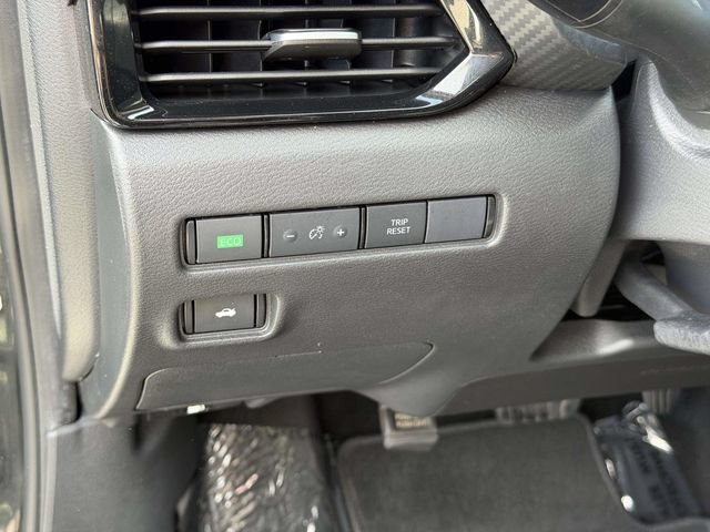 Used 2024 Nissan Sentra SV FWD image 25