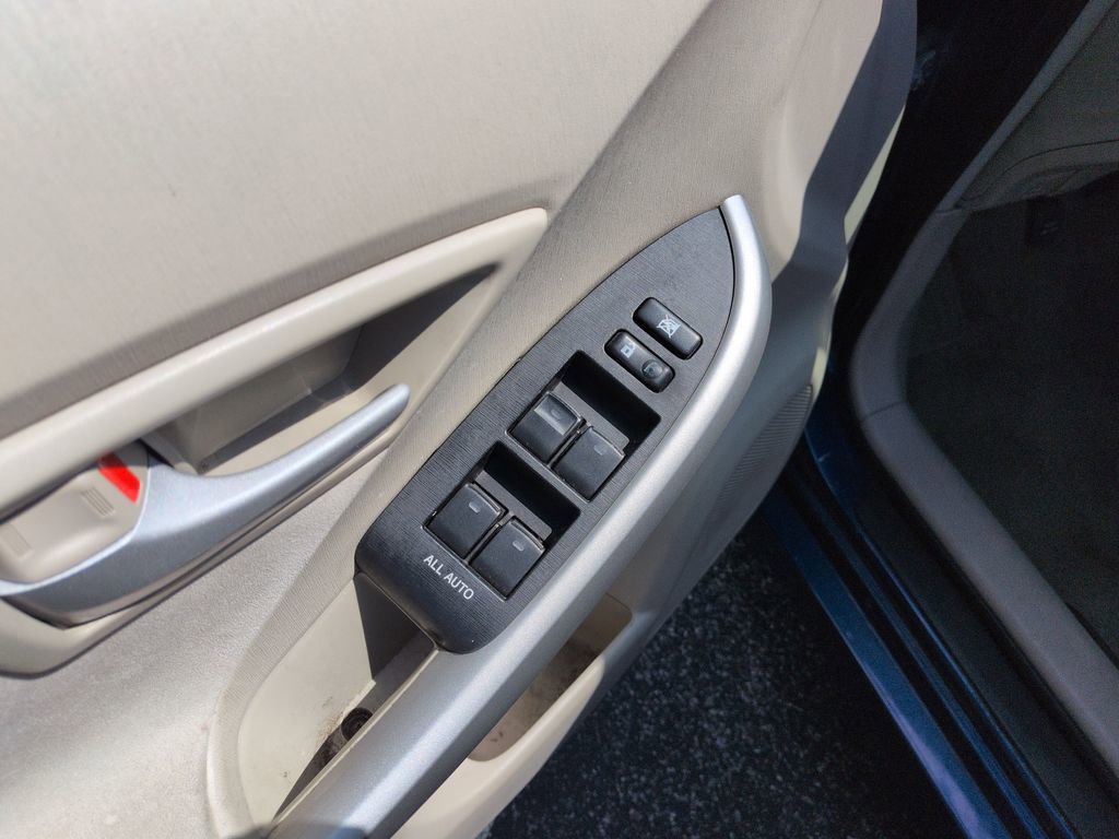 Used 2011 Toyota Prius Two FWD image 11