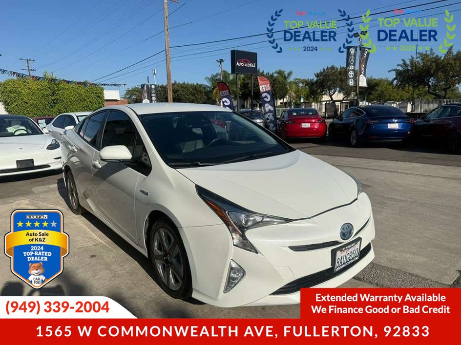Used 2017 Toyota Prius Four Touring FWD image 8