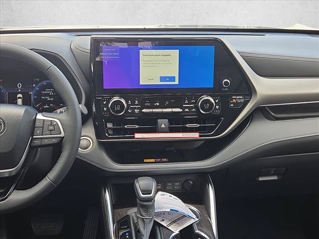 New 2026 Toyota Highlander Limited AWD/4WD image 12