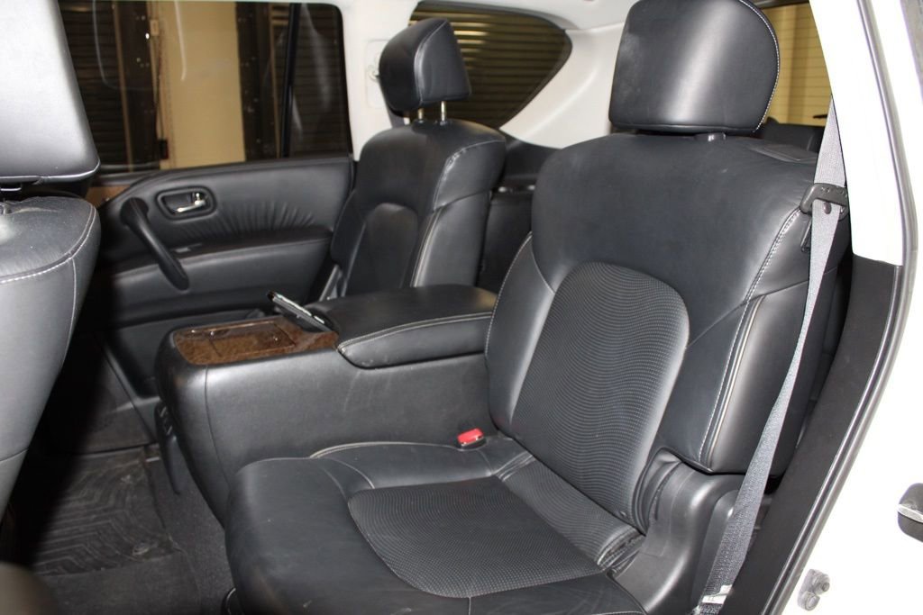 Used 2016 INFINITI QX80 4WD w/ 22" Wheel Package image 39