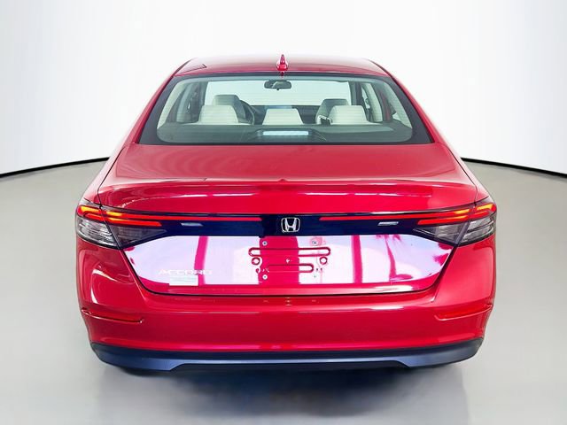 Used 2024 Honda Accord EX image 7