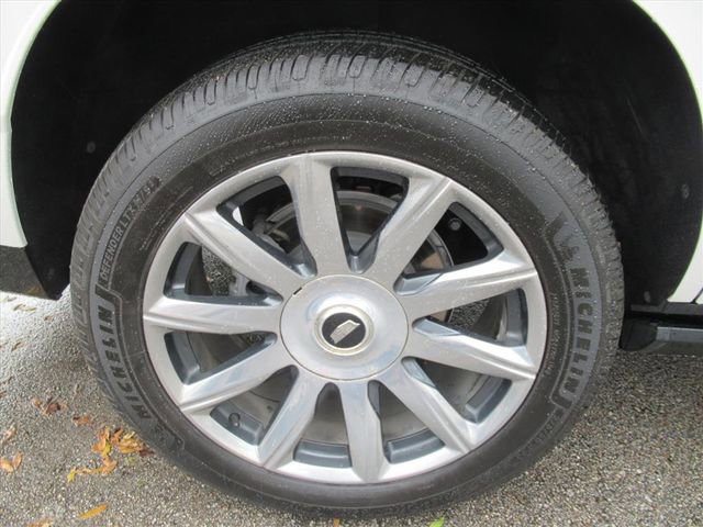 Used 2023 Cadillac Escalade Premium Luxury Platinum w/ LPO, Floor Liner Package AWD/4WD image 34