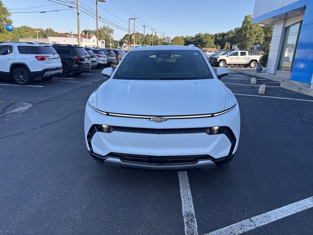 New 2025 Chevrolet Equinox EV LT w/ LPO, All-Weather Mat Package AWD/4WD image 2