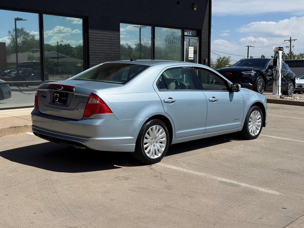 Used 2011 Ford Fusion Hybrid FWD image 12