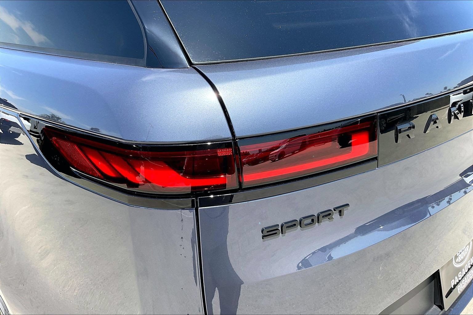 New 2026 Land Rover Range Rover Sport SE AWD/4WD image 8