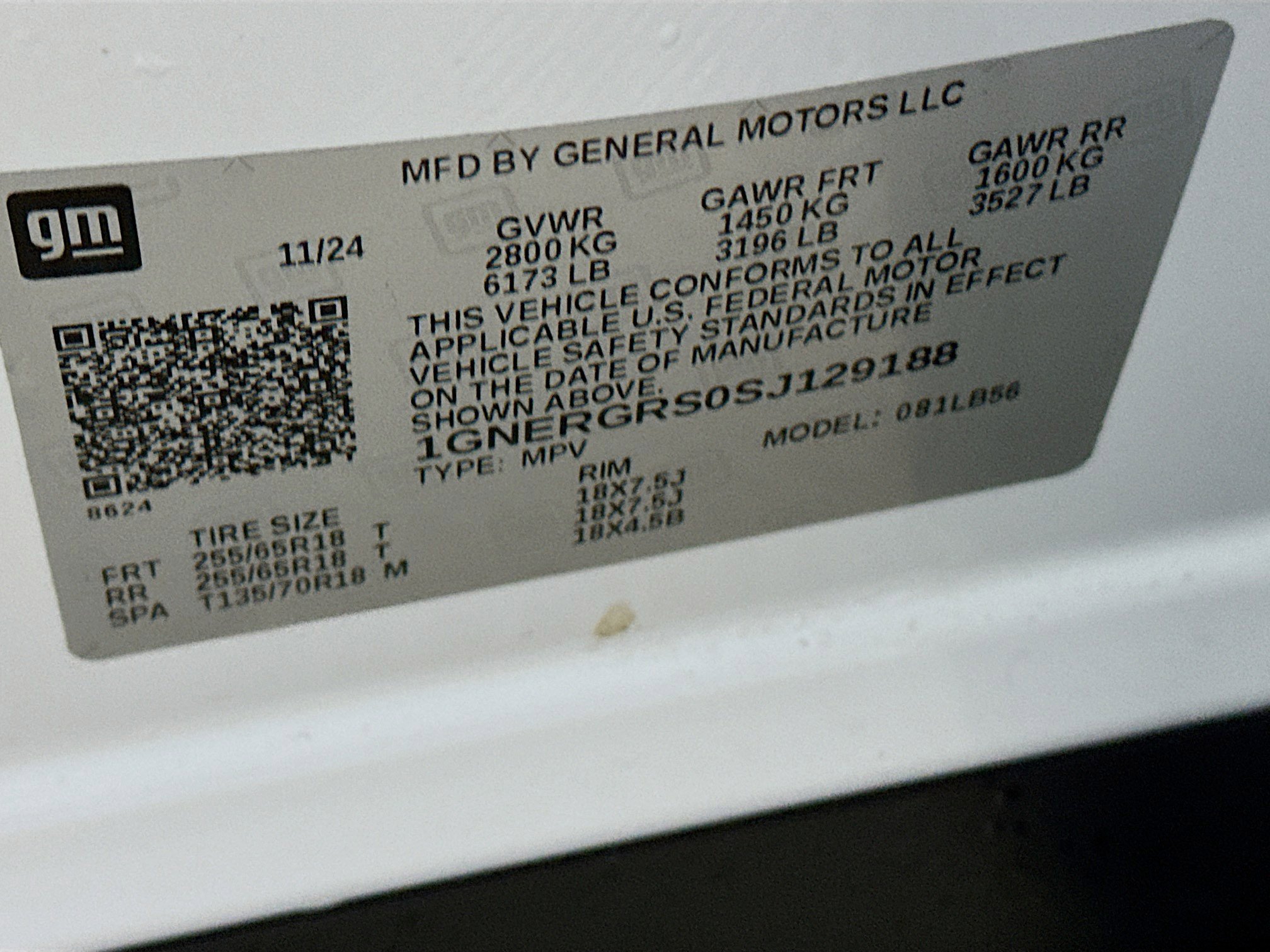 Used 2025 Chevrolet Traverse LT image 12