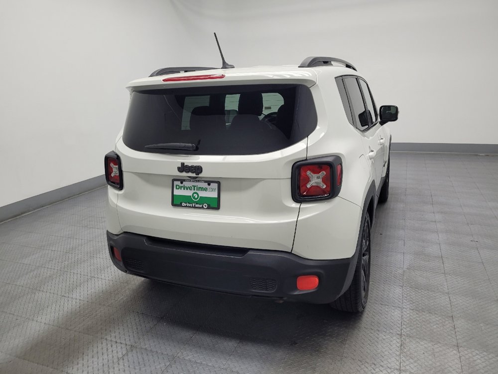 Used 2017 Jeep Renegade Altitude image 7