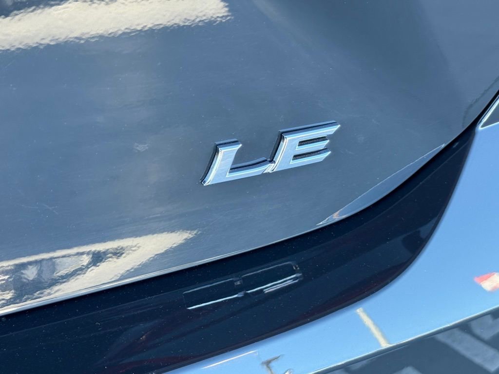 Used 2025 Toyota Camry LE image 14