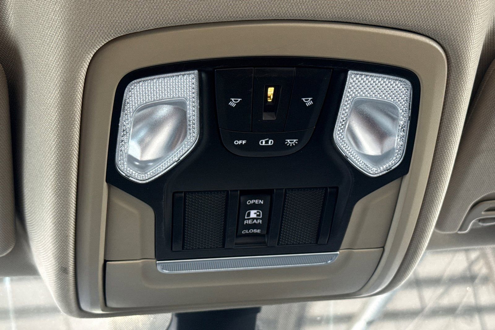 Used 2020 RAM 1500 Big Horn AWD/4WD image 22
