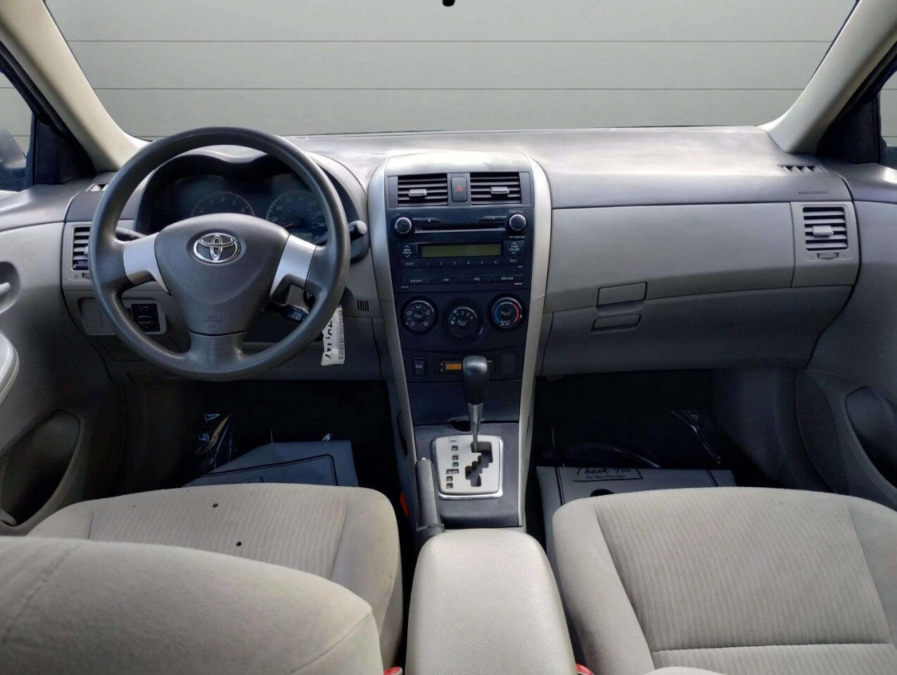 Used 2010 Toyota Corolla LE FWD image 27