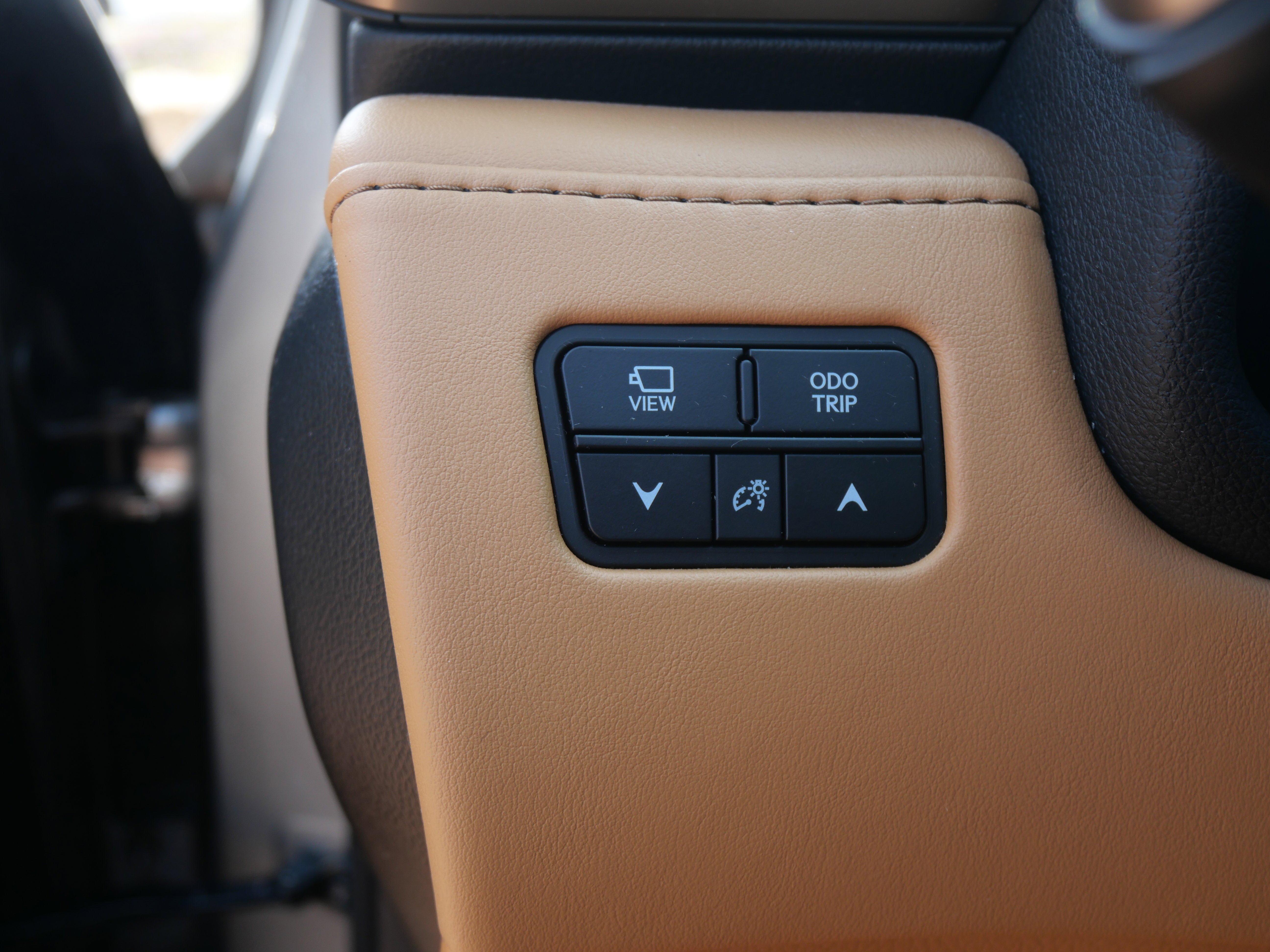 Certified 2024 Lexus LX 600 4WD w/ Luxury Package image 22