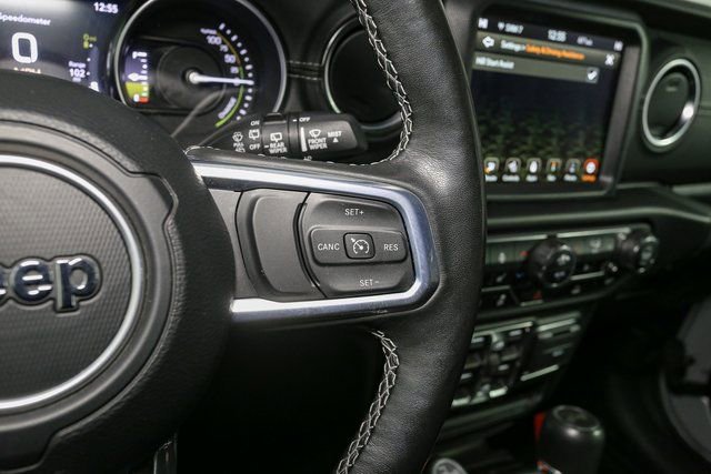 Used 2023 Jeep Wrangler Unlimited Sahara w/ Cold Weather Group image 32