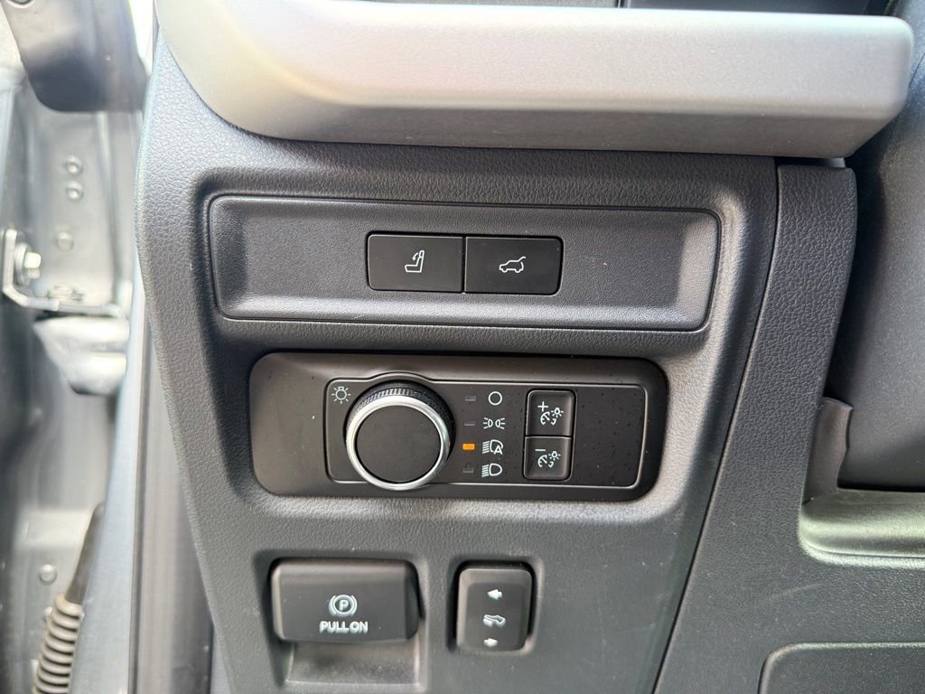 Used 2023 Ford Expedition Max XLT image 8