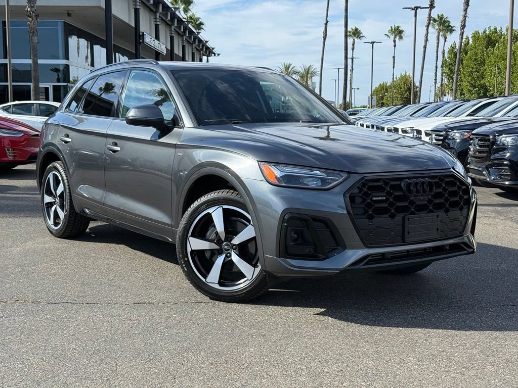 Used 2023 Audi Q5 2.0T Premium Plus w/ Premium Plus Package AWD/4WD image 1