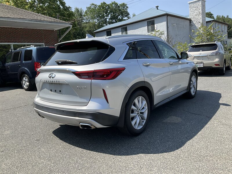 Used 2019 INFINITI QX50 Essential w/ Premium Heat Package AWD/4WD image 5