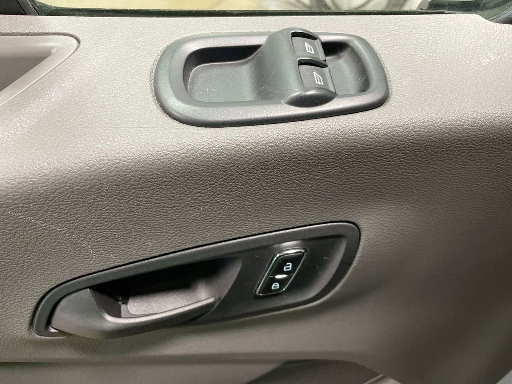 Used 2023 Ford Transit 350 XL image 21