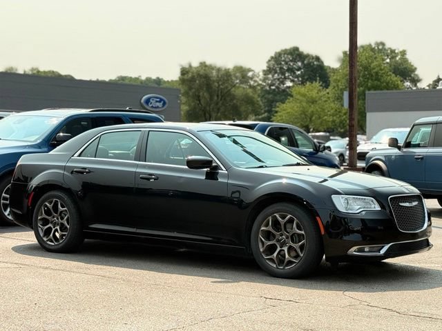 Used 2017 Chrysler 300 Touring w/ Value Package RWD image 30
