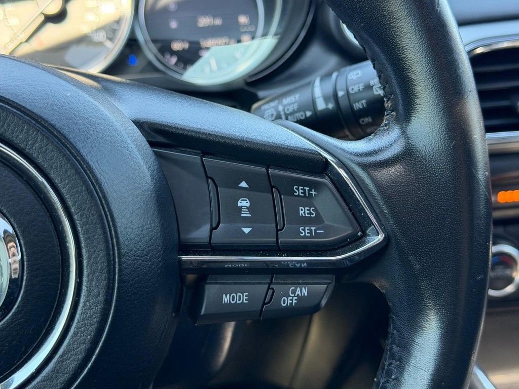 Used 2018 MAZDA CX-9 Touring w/ Touring Premium Package FWD image 16