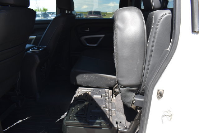 Used 2017 Nissan Titan PRO-4X AWD/4WD image 23