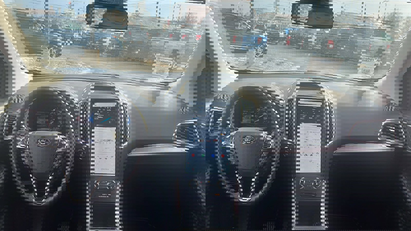 Used 2022 Ford Edge SEL w/ Convenience Package image 22