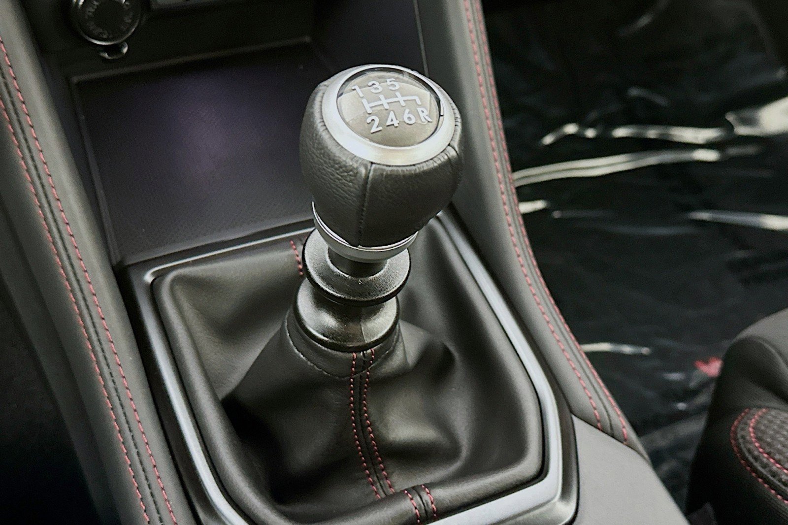 Used 2025 Subaru WRX Premium AWD/4WD image 7