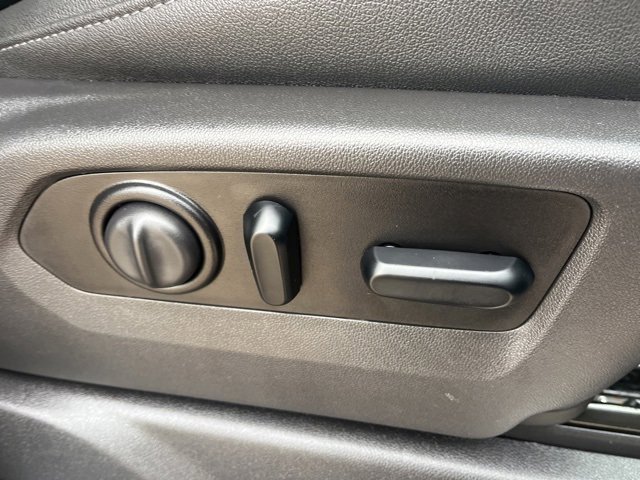 Used 2022 Chevrolet Silverado 3500 LTZ image 56