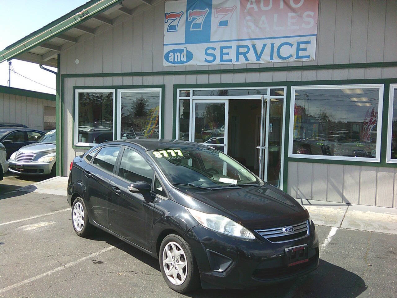 Used 2013 Ford Fiesta SE