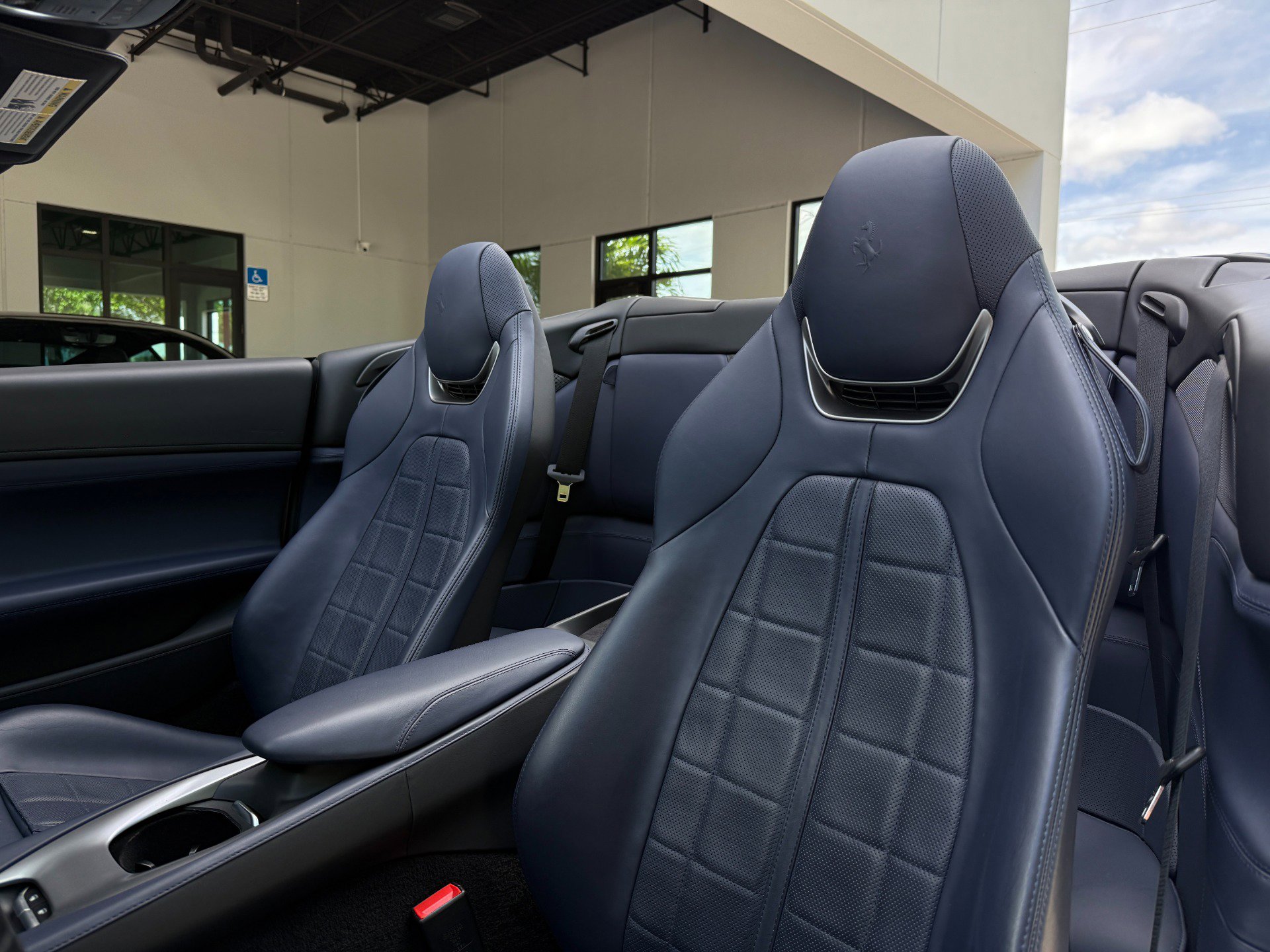 Used 2022 Ferrari Portofino M image 23