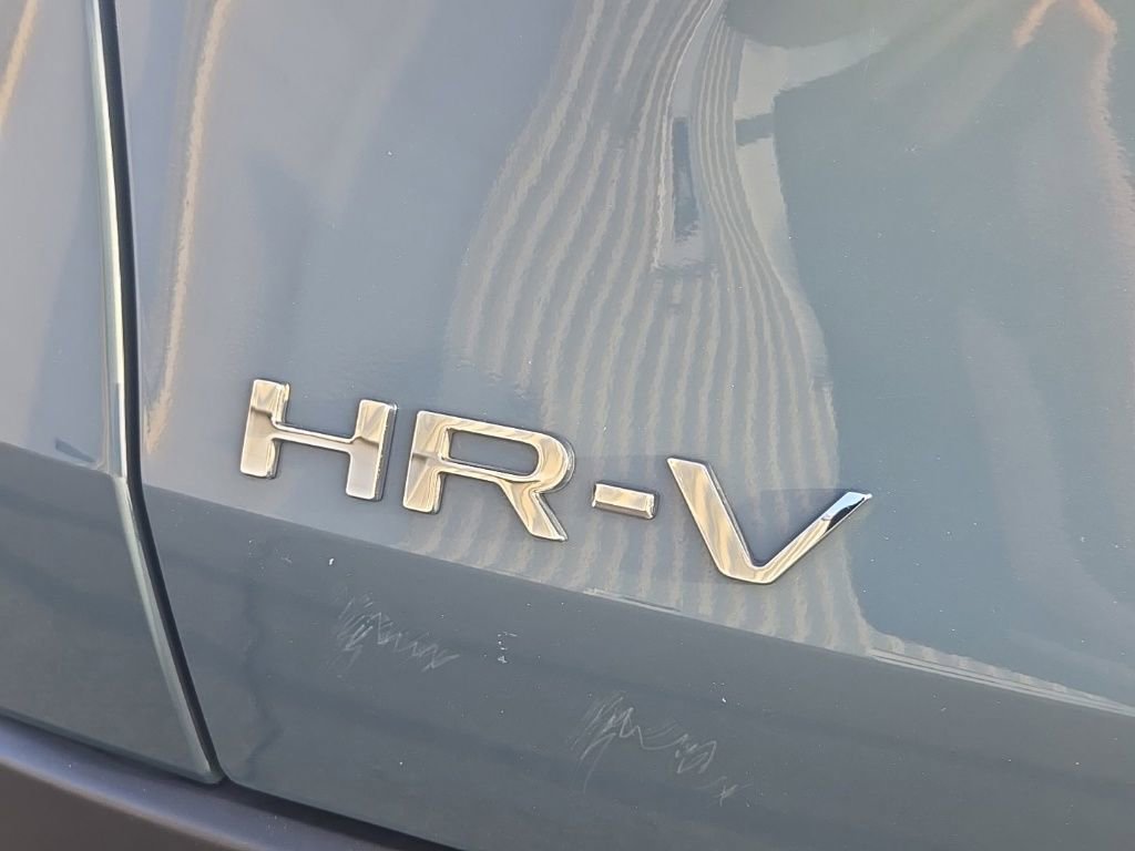 Used 2025 Honda HR-V Sport image 7