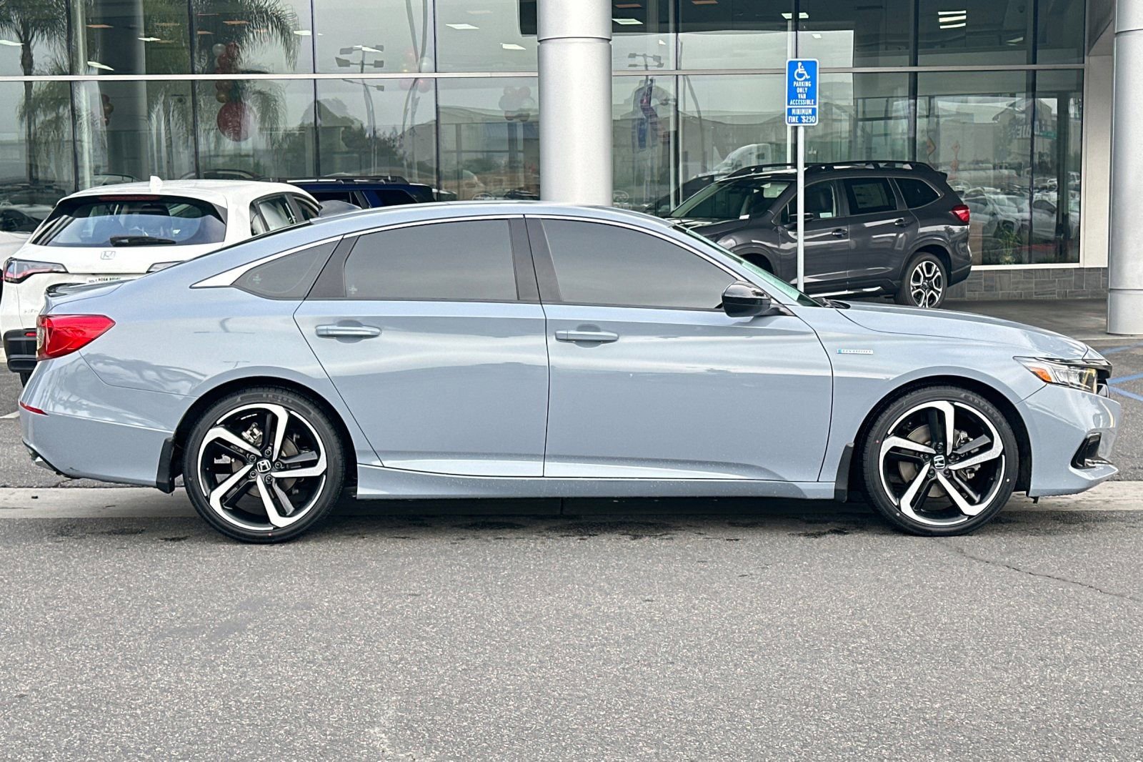 Used 2022 Honda Accord Sport image 3