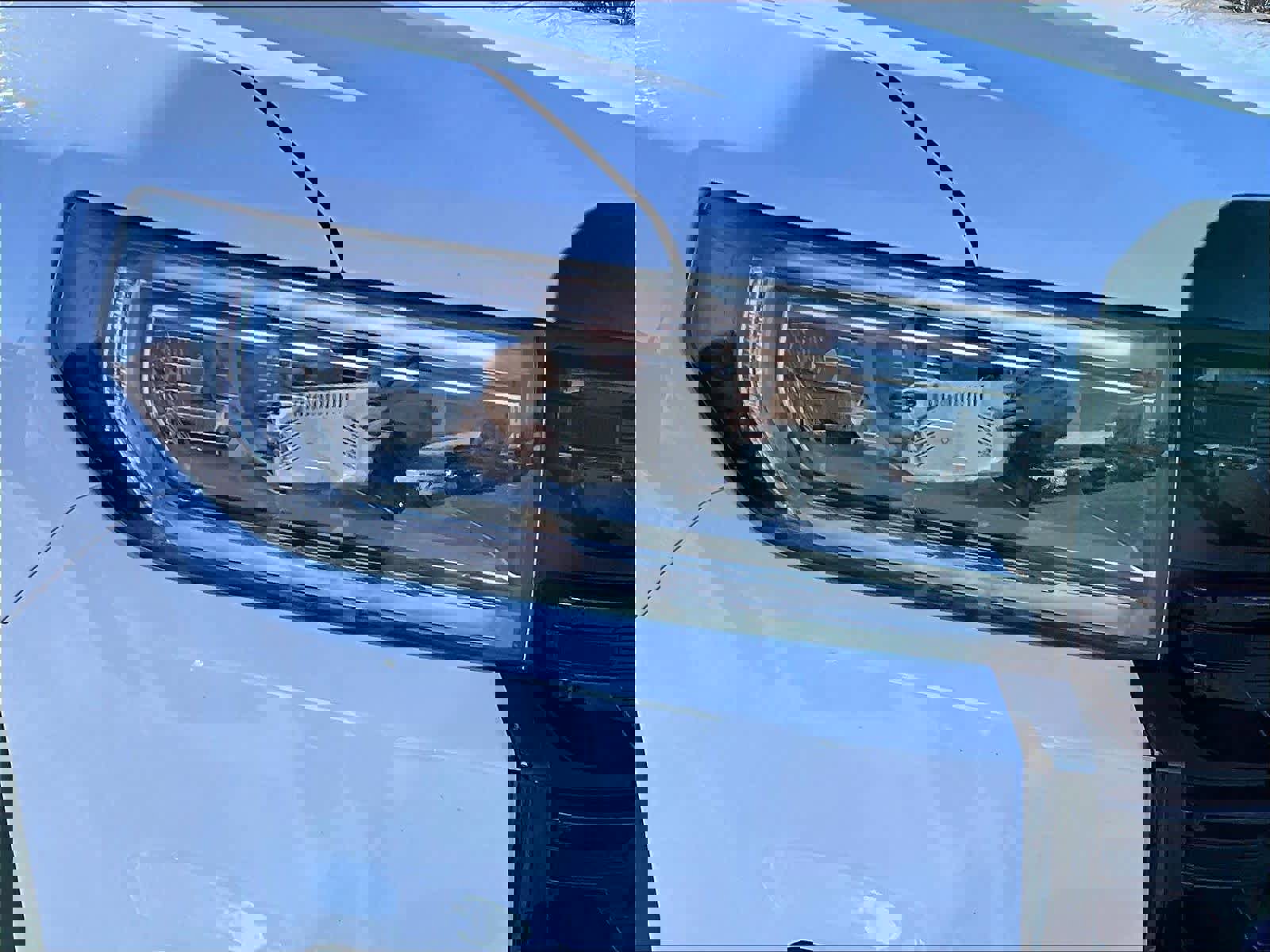 Used 2023 GMC Acadia SLT w/ Elevation Edition image 34