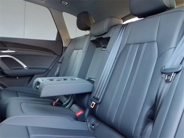 New 2025 Audi Q5 Premium image 6