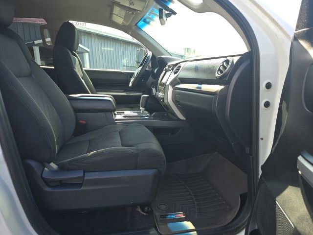 Used 2017 Toyota Tundra SR5 image 27