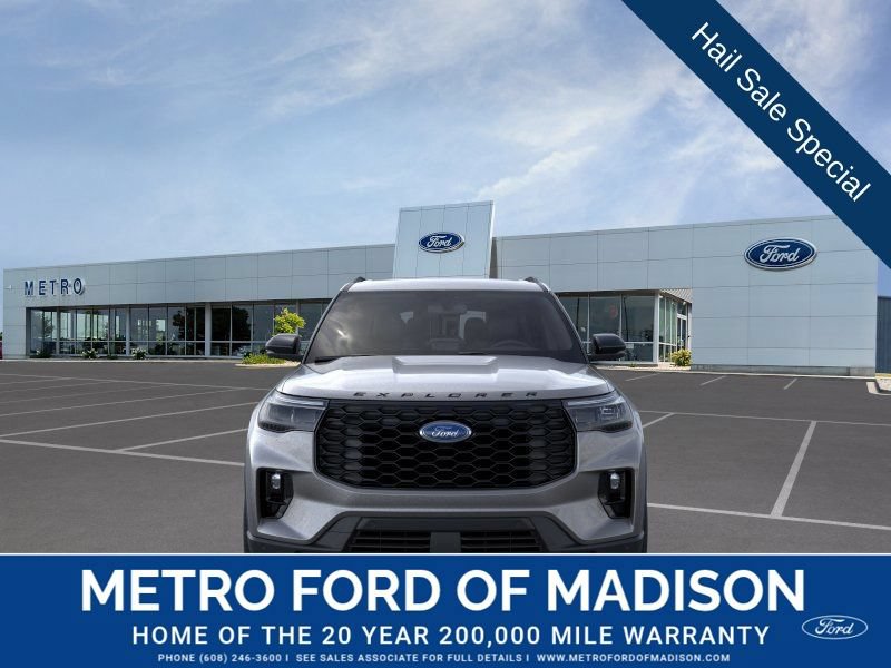 New 2026 Ford Explorer ST-Line w/ ST-Line Street Pack AWD/4WD image 7