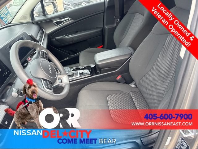 Used 2024 Kia Sportage LX FWD image 16