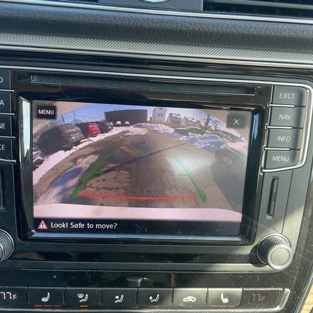 Used 2017 Volkswagen Passat 1.8T SE image 11