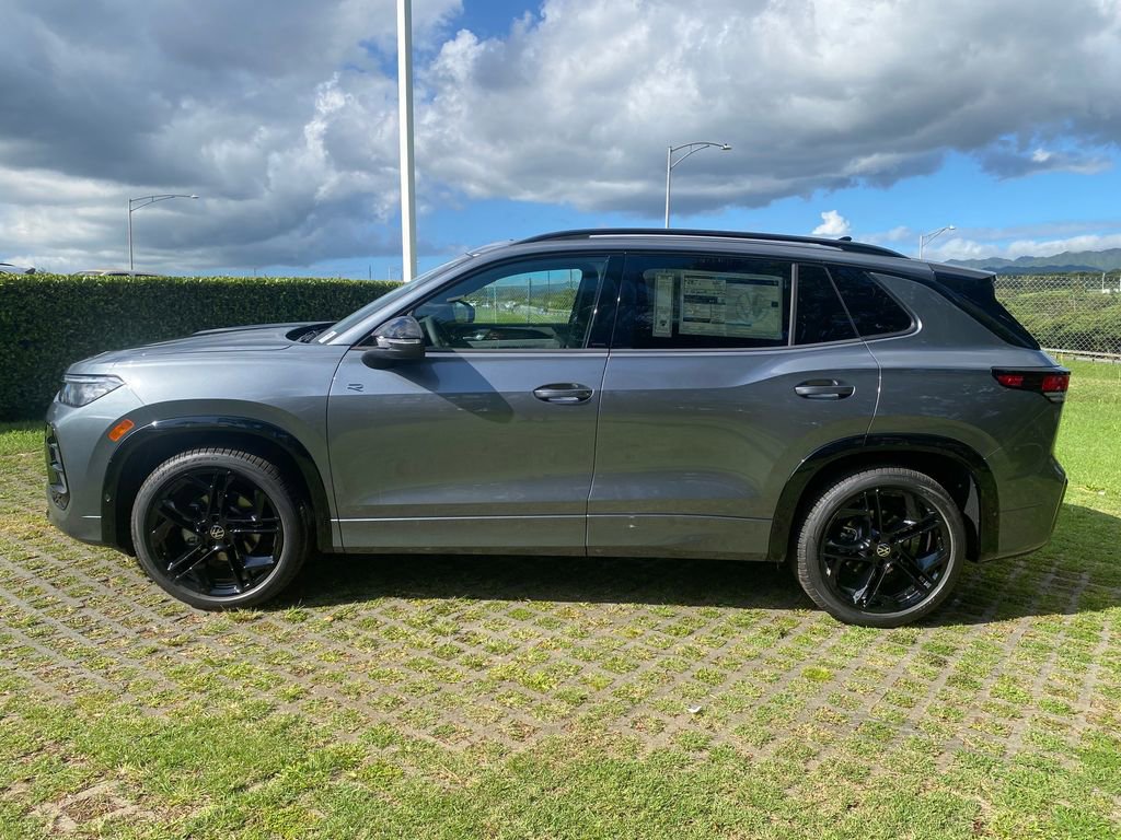 New 2026 Volkswagen Tiguan SE R-Line FWD image 22