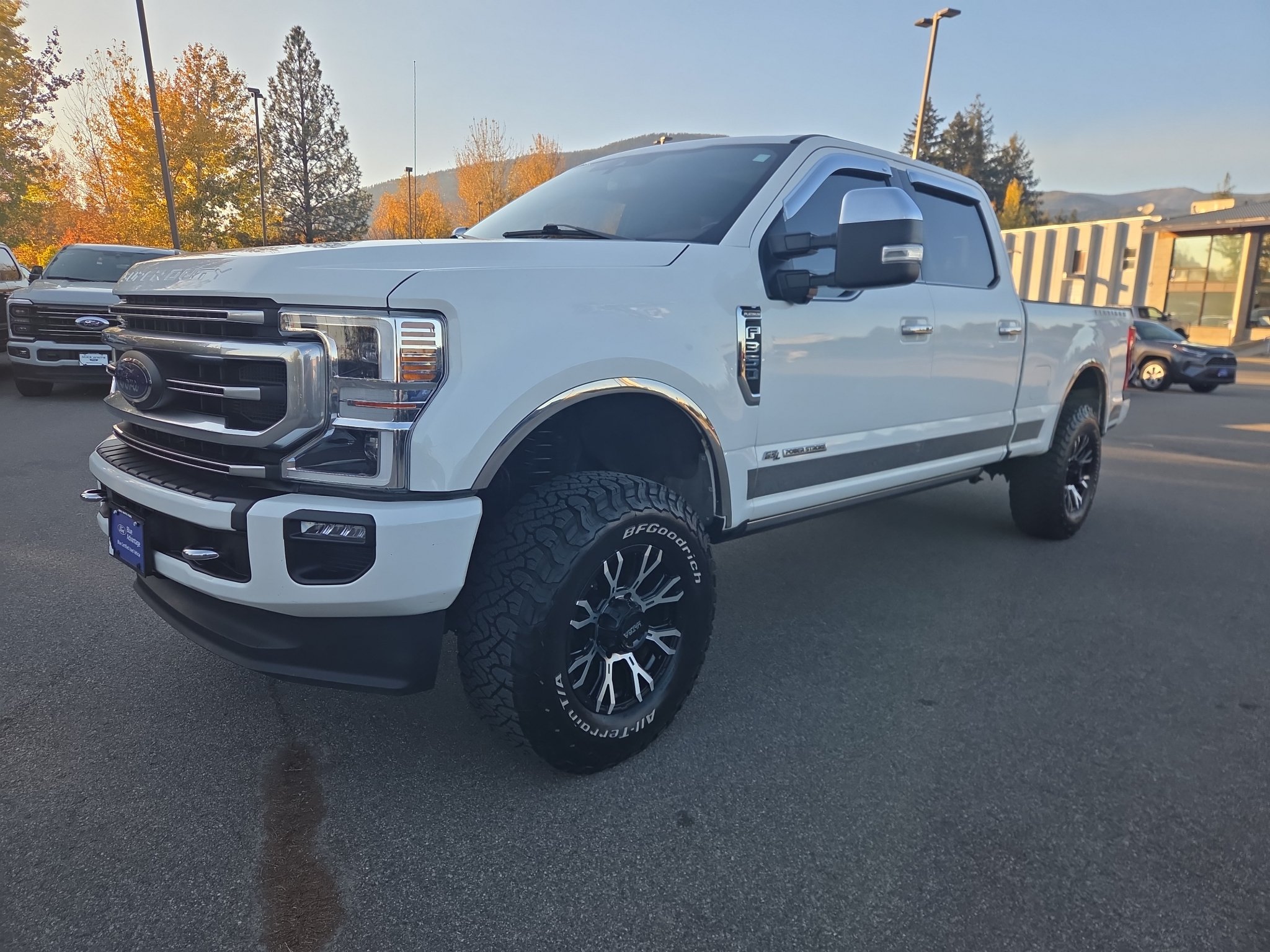 Used 2020 Ford F350 Platinum AWD/4WD image 4