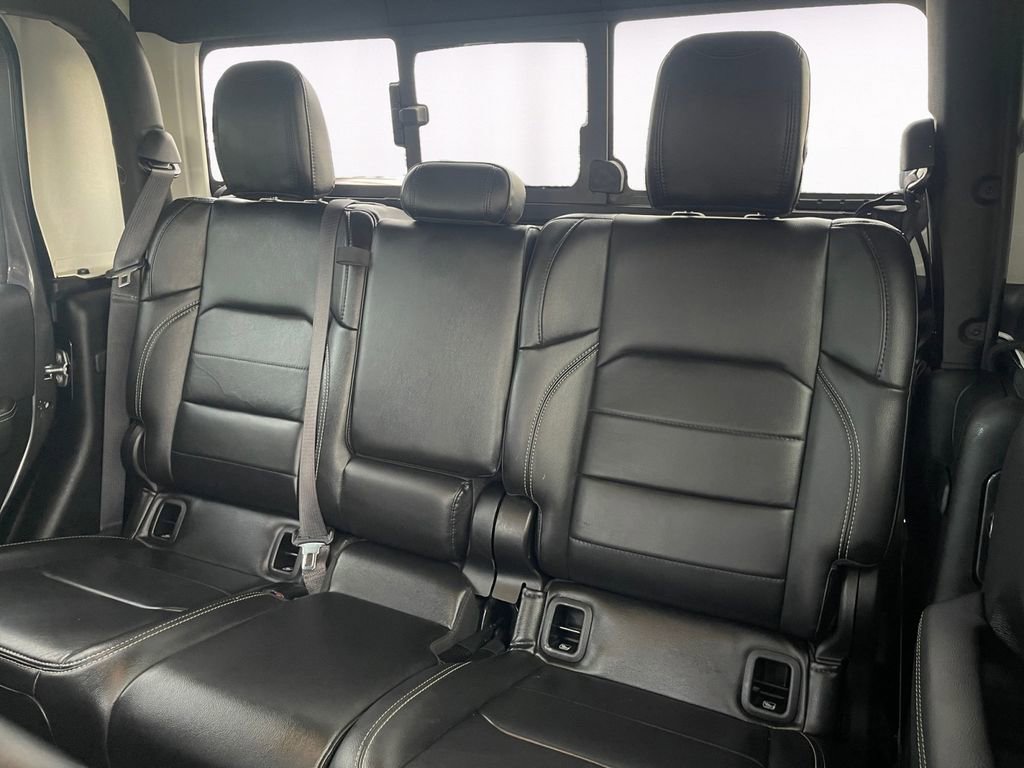 Used 2021 Jeep Gladiator Overland w/ Popular Equipment Package image 13